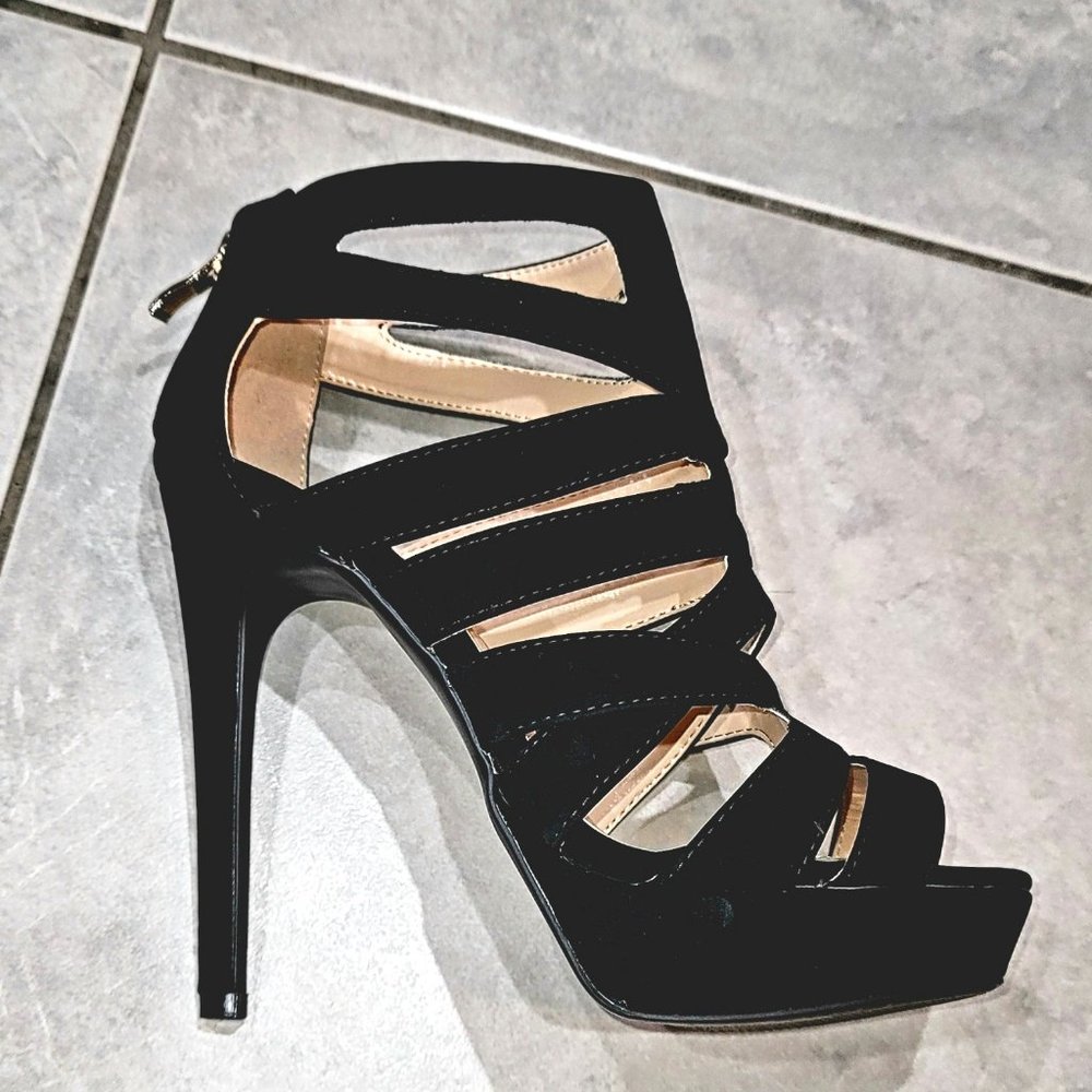 Charlotte Russe, Black size 8 heels